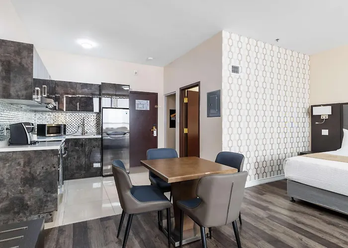 Hotel Montreal Metropolitan, BW Signature Collection